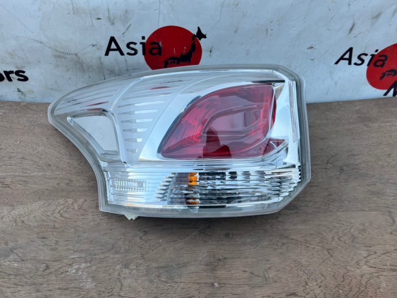 Стоп-сигнал Mitsubishi Outlander GF7W 4B11 левый (б/у)