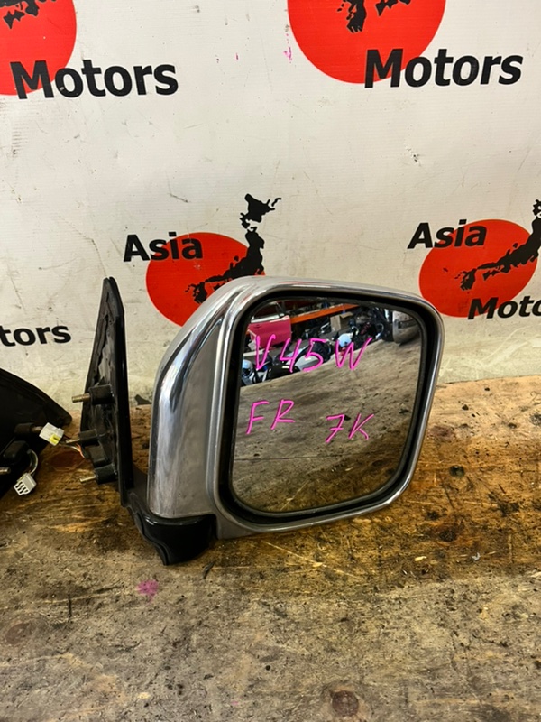 Зеркало Mitsubishi Pajero V45W 6G74 правое (б/у)