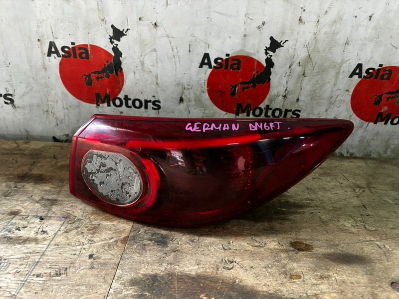 Стоп-сигнал Mazda Axela BM5FP P5-VPS правый (б/у)