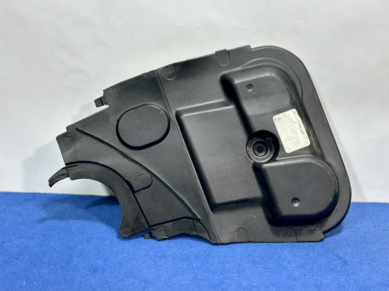 Запчасть крышка ремня грм Volvo XC90 2007 B5254T2 8642372 контрактная Крышка ремня ГРМ Volvo XC90 2007 B5254T2 8642372 контрактная