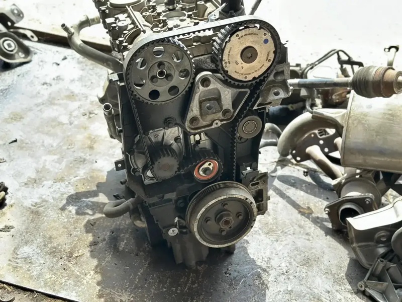 Двигатель B5244S4 Volvo 2.4 Япония S40 2008 B5244S4