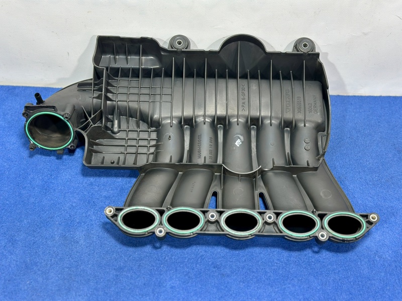 Коллектор впускной S40 2008 B5244S4