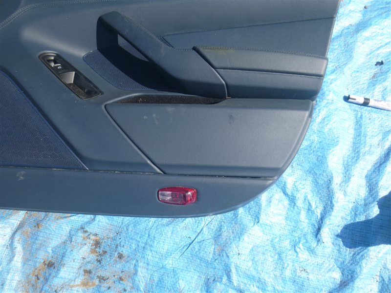 Обшивка двери передняя правая PANAMERA 2010 M48.40