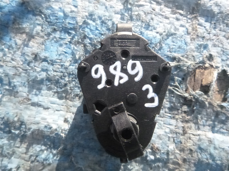 Сервопривод заслонок печки 525I 2005 E60 N52B25
