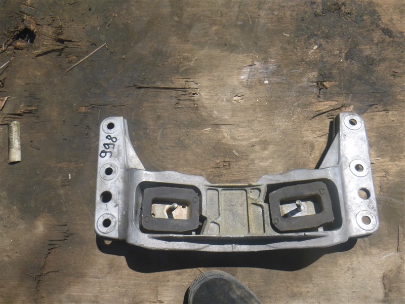 Подушка кпп BMW 535 2008 E60 N52B30AF 22316761102 контрактная