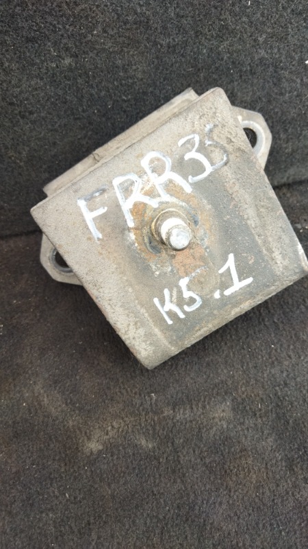 Подушка ДВС Isuzu Forward FRR35 6HL1