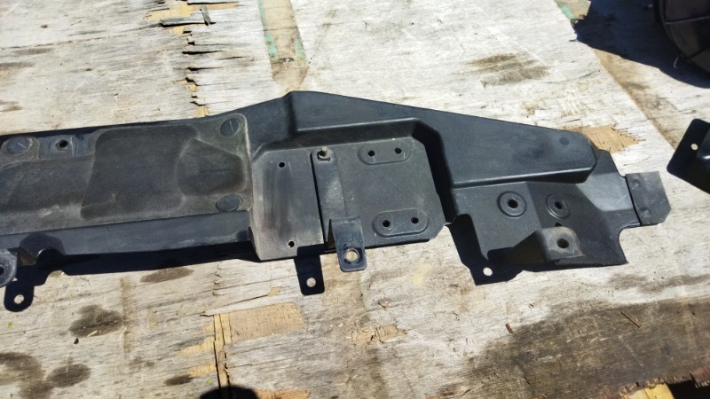 Защита ДВС левая Isuzu Forward FRR90 4HK1