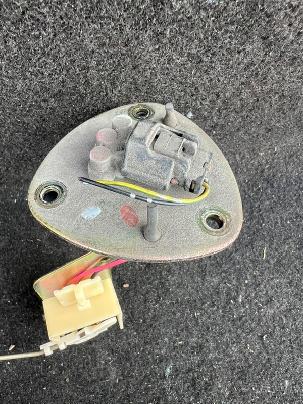 Датчик уровня топлива Mitsubishi Airtrek CU4W 4G64