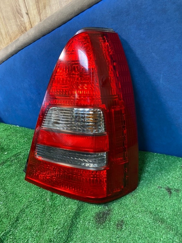 Стоп-сигнал задний правый Forester 2004 SG5 EJ205