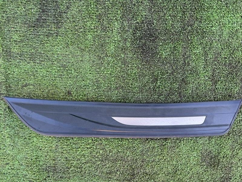 Накладка на порог салона задняя правая BMW 5-series 2011 F11 N52B25A контрактная