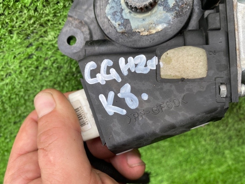 Мотор люка Vellfire 2008 GGH20 2GRFE Мотор люка Vellfire 2008 GGH20 2GRFE