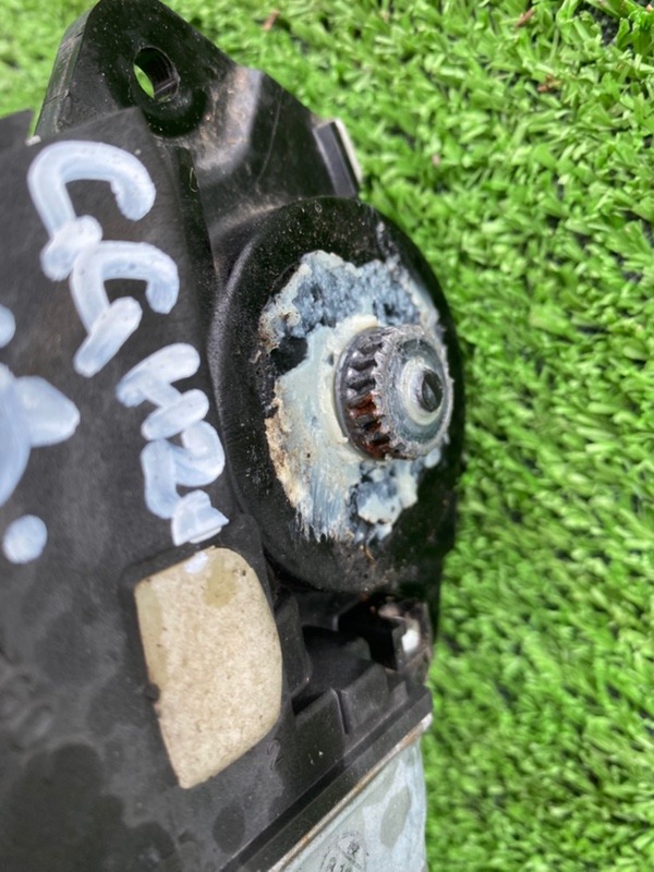 Мотор люка Vellfire 2008 GGH20 2GRFE Мотор люка Vellfire 2008 GGH20 2GRFE