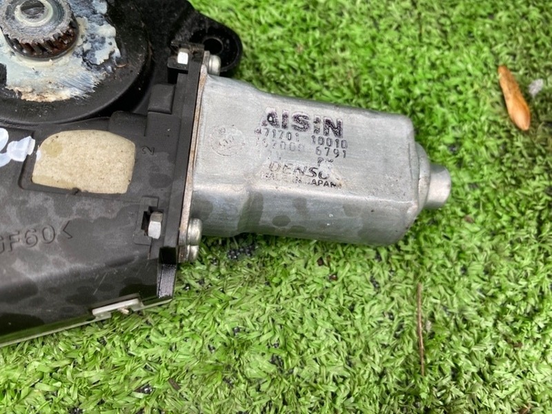 Мотор люка Vellfire 2008 GGH20 2GRFE Мотор люка Vellfire 2008 GGH20 2GRFE