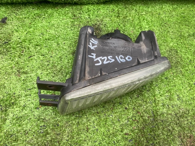 Фара противотуманная передняя левая Aristo 1997 JZS160 2JZGE