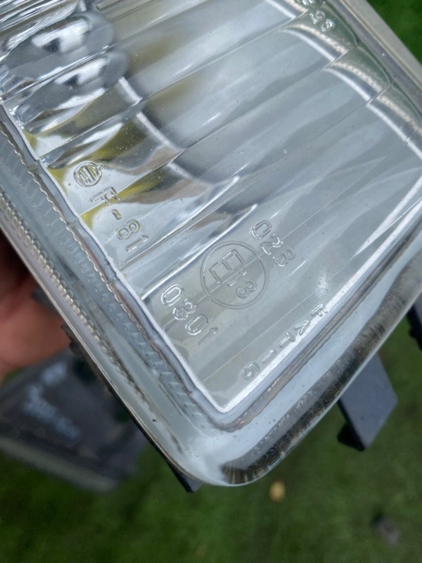 Фара противотуманная передняя правая Aristo 1997 JZS160 2JZGE