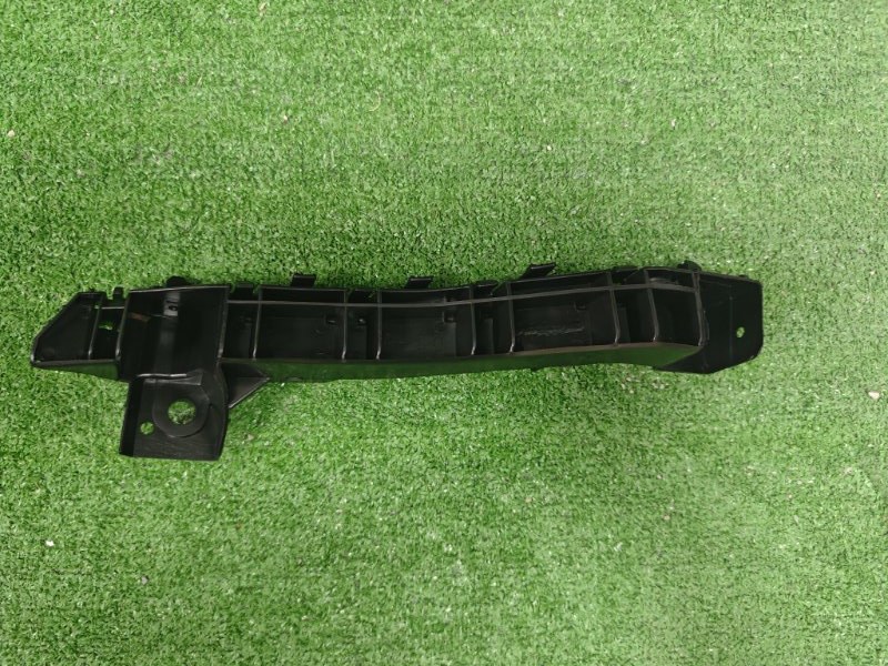 Крепление бампера переднее левое Subaru Forester 2008-2012 57707SC050 новая