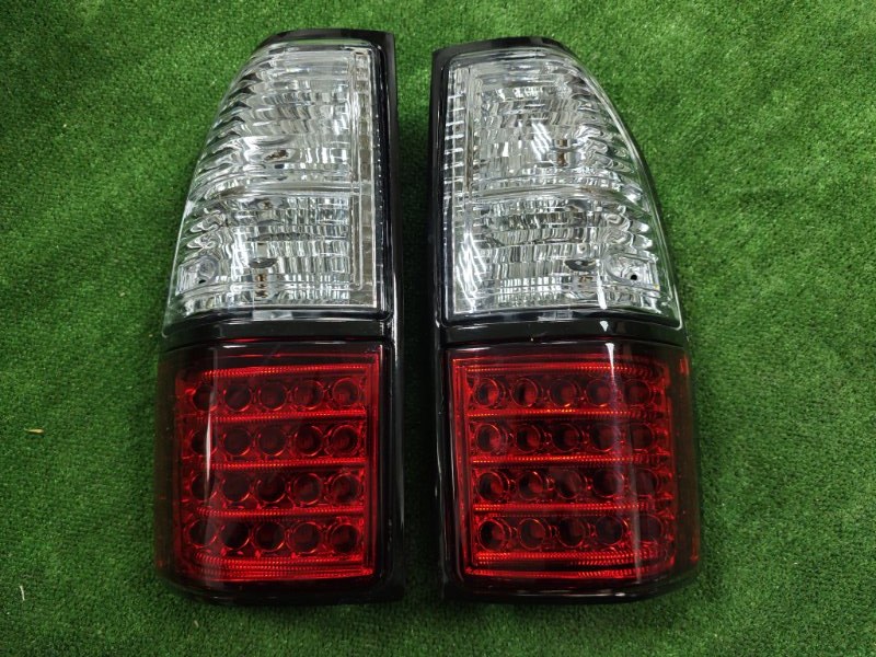 Стоп сигналы задний Toyota Prado 1996-2002 новая