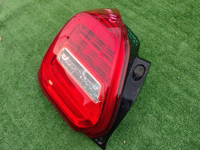 Стоп-сигнал задний левый Swift 2018 ZC33S K14C