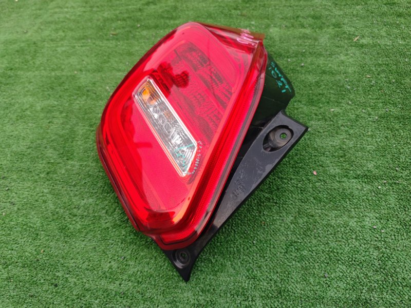 Стоп-сигнал задний левый Swift 2018 ZC33S K14C