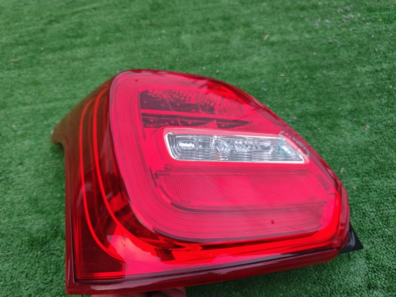 Стоп-сигнал задний левый Swift 2018 ZC33S K14C