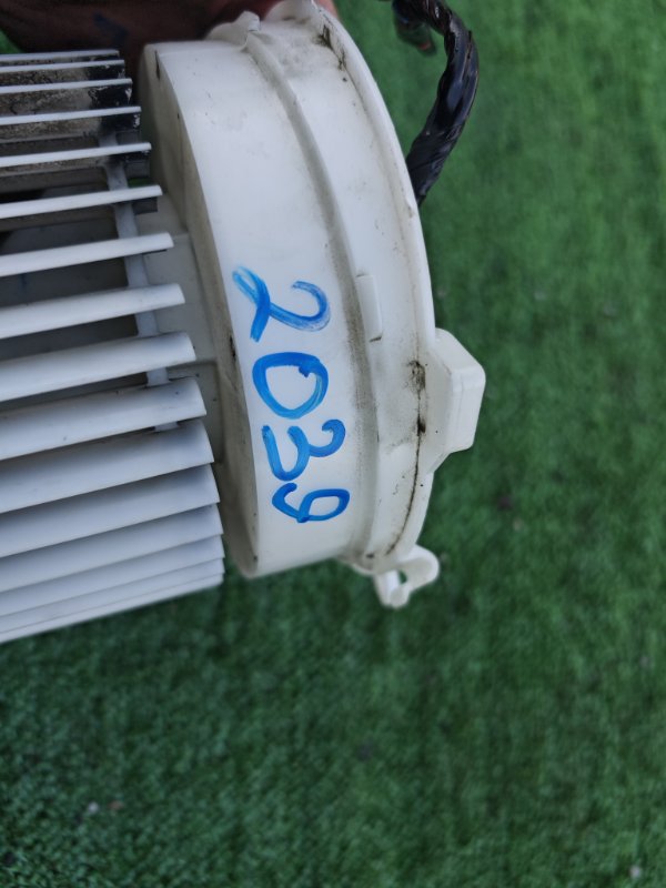 Мотор печки передний Serena 2017 GFC27 MR20