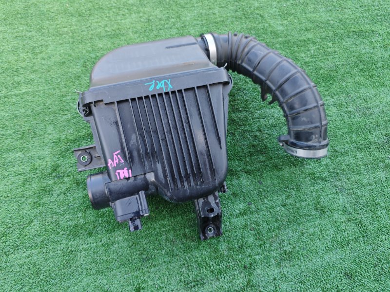 Запчасть корпус воздушного фильтра Suzuki XBEE 2019 MN71S K10C контрактная Корпус воздушного фильтра Suzuki XBEE 2019 MN71S K10C контрактная