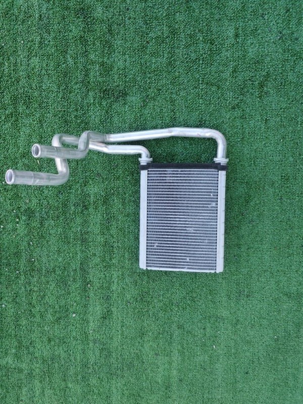 Запчасть радиатор печки Toyota Yaris 2020 MXPH10 M15A контрактная Радиатор печки Toyota Yaris 2020 MXPH10 M15A контрактная