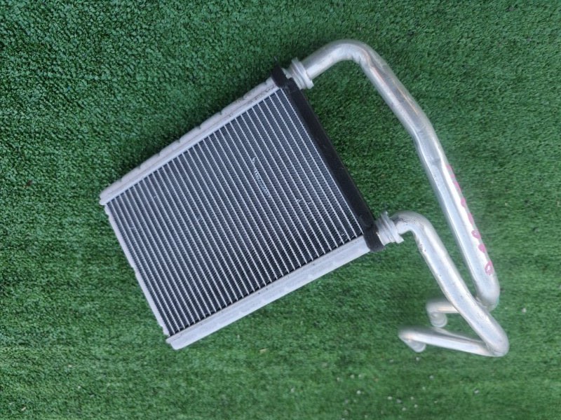 Радиатор печки Yaris 2020 MXPH10 M15A Радиатор печки Yaris 2020 MXPH10 M15A