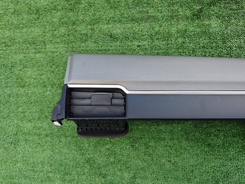 Накладка на торпедо Freed 2018 GB8 LEB-H1