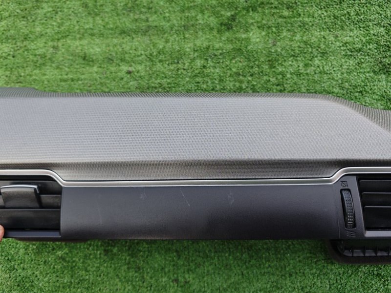 Накладка на торпедо Freed 2018 GB8 LEB-H1