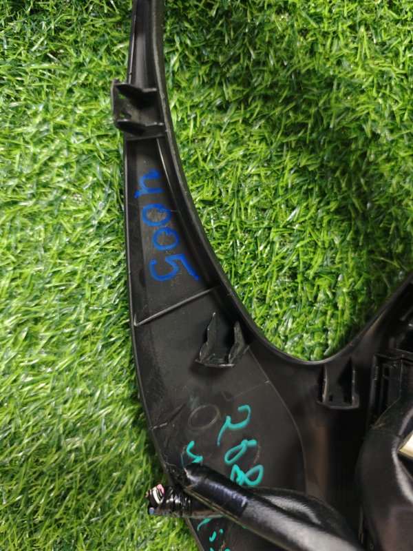 Блок управления стеклоподъемниками передний правый Yaris 2020 MXPH10 M15A