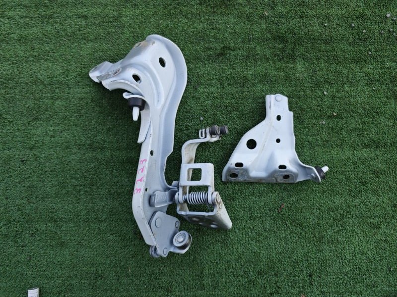 Ролик раздвижной двери левый Honda Freed 2018 GB8 LEB-H1 контрактная