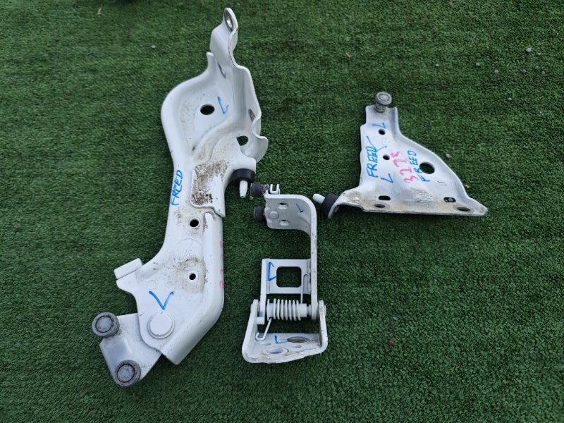 Ролик раздвижной двери левый Freed 2018 GB8 LEB-H1