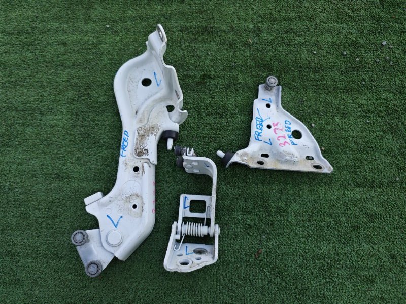 Ролик раздвижной двери левый Freed 2018 GB8 LEB-H1