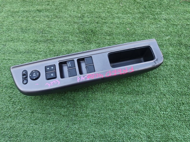 Блок управления стеклоподъемниками передний правый Freed 2018 GB8 LEB-H1 Блок управления стеклоподъемниками передний правый Freed 2018 GB8 LEB-H1