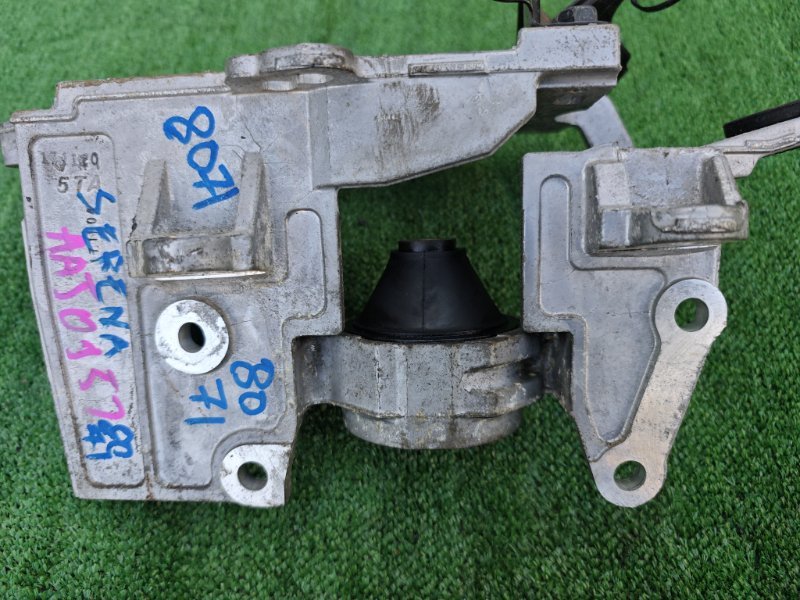 Подушка двигателя левая Serena 2017 GFC27 MR20