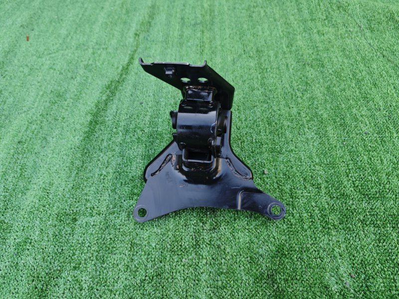 Подушка двигателя левая Sienta 2016 NSP170G 2NR-FKE