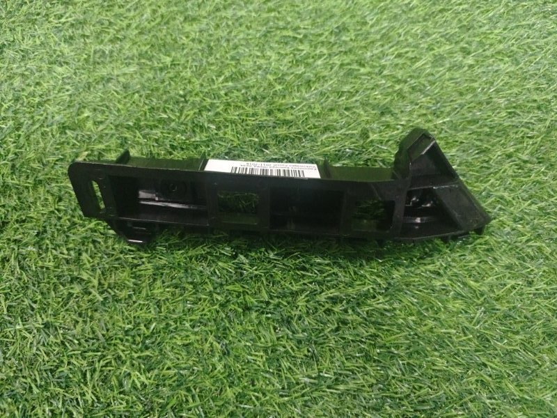 Крепление бампера переднее правое Volkswagen Passat 2011-2018 56D807184A новая