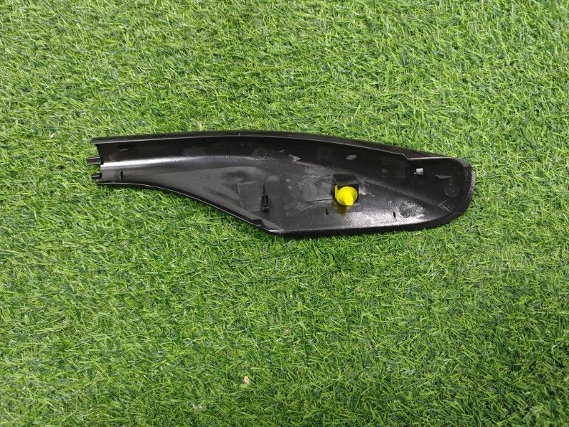 Заглушка рейлинга передняя левая Land Cruiser 1998-2007