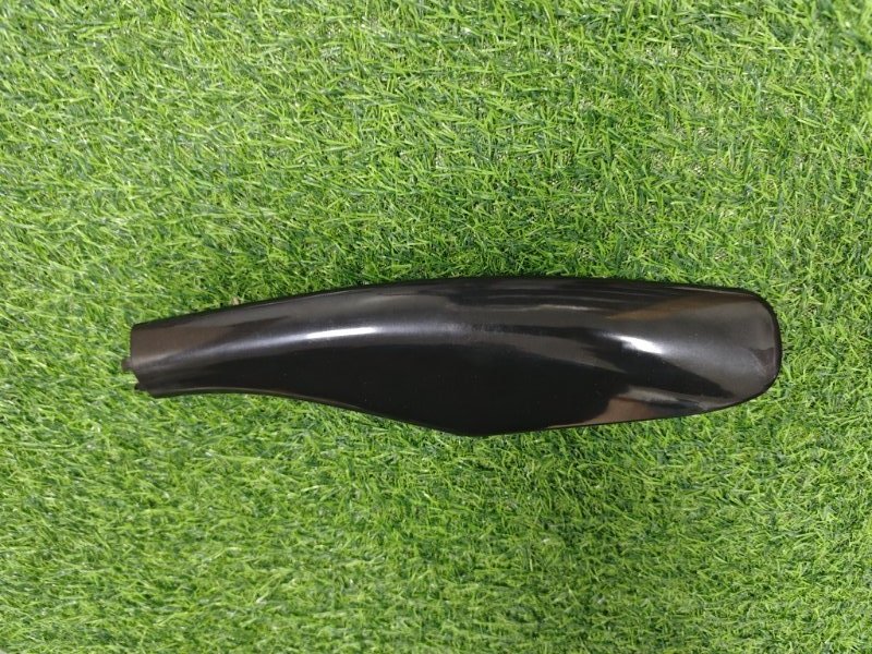 Заглушка рейлинга передняя правая Toyota Land Cruiser