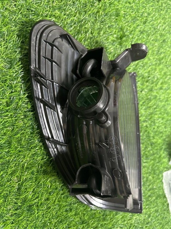 Габарит передний левый Land Cruiser 1998-2007