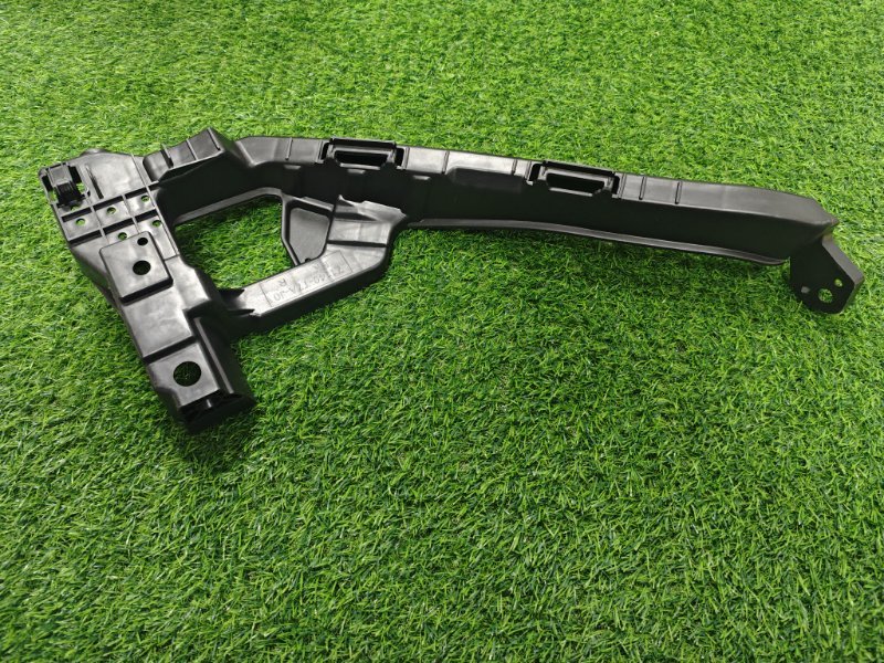 Планка под фару передняя правая Honda Vezel