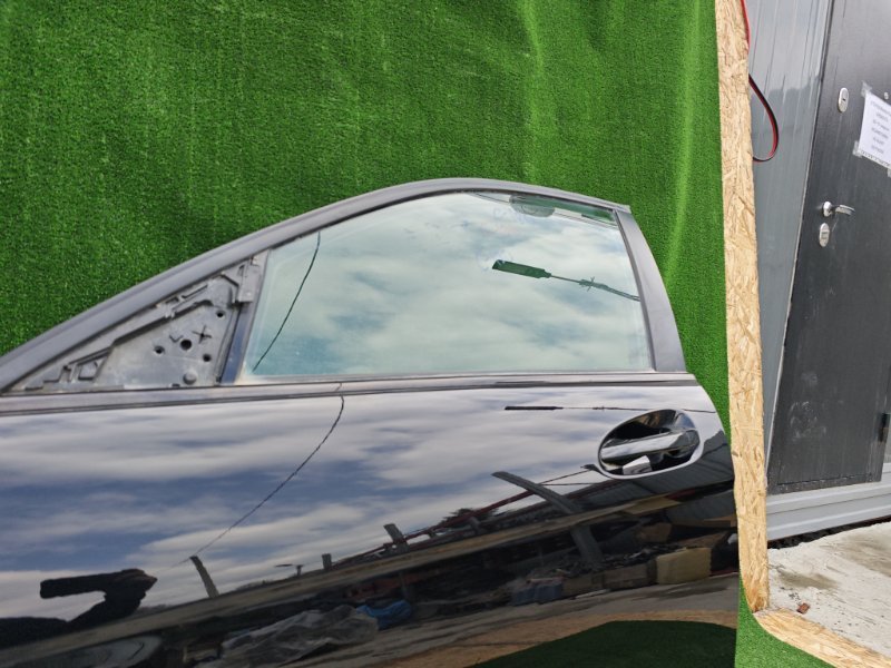 Дверь передняя левая C-class W204