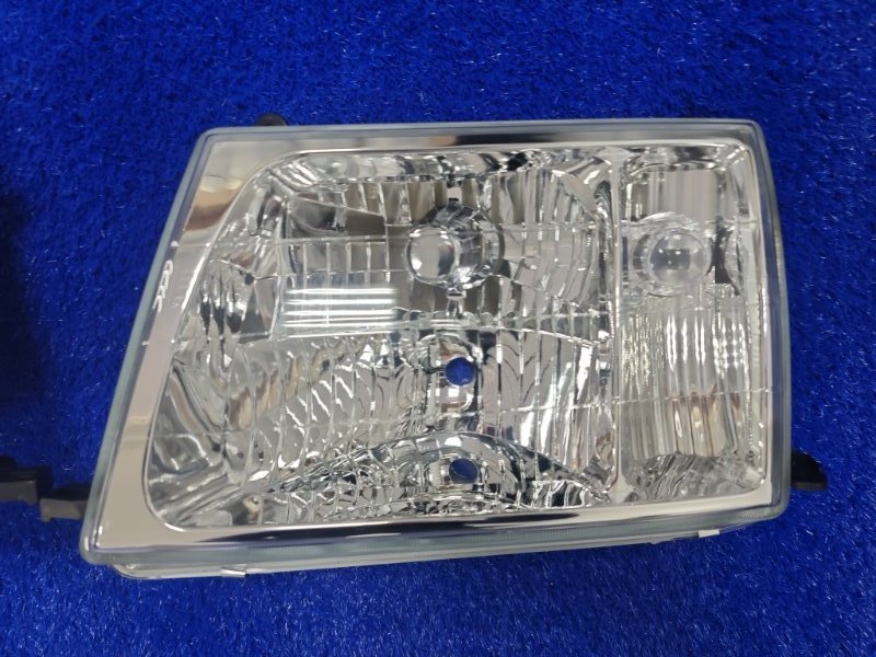 Фары пара передние Land Cruiser 1998-2005 Фары пара передние Land Cruiser 1998-2005