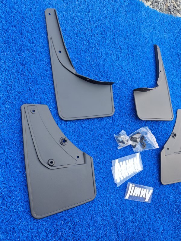 Брызговики Suzuki Jimny