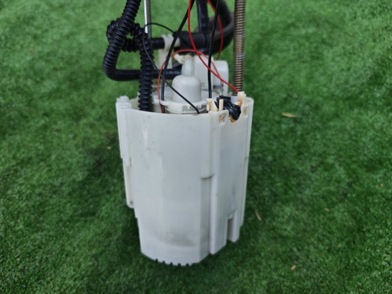 Топливный насос X-Trail NT32