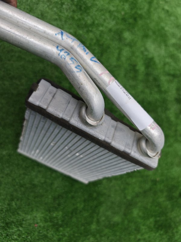 Радиатор печки X-Trail NT32