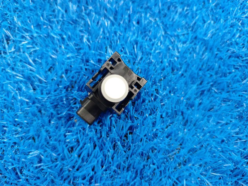 Датчик парковки 2009-2012 Датчик парковки 2009-2012