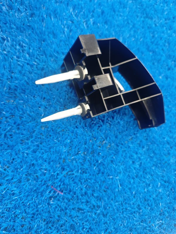 Крепление бампера заднее левое Land Cruiser 2008-2021