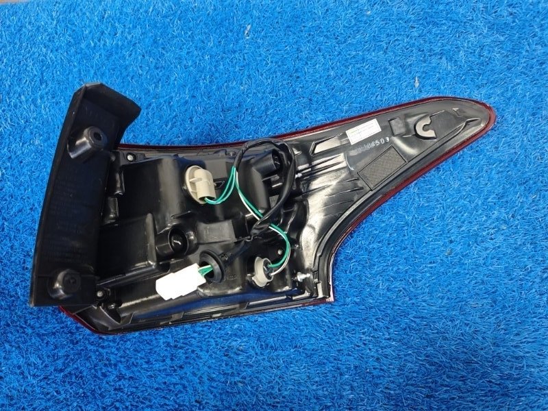 Стоп-сигнал задний левый Outlander 2016-2021